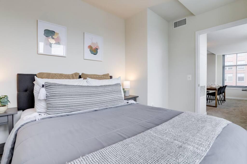 Fantastic 2 Bedroom Condo At Pentagon City Arlington Exterior photo