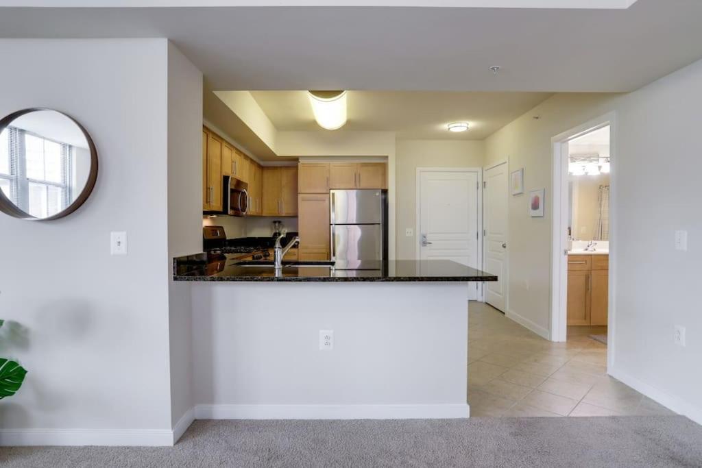 Fantastic 2 Bedroom Condo At Pentagon City Arlington Exterior photo